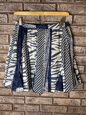 Banana Republic 100% Cotton Navy and White Mixed-Print Skater Skirt
